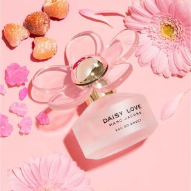 Daisy Love Eau So Sweet by Marc Jacobs 3.4 Oz Eau de Toilette Spray for Women