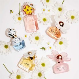 Daisy Love Eau So Sweet by Marc Jacobs 3.4 Oz Eau de Toilette Spray for Women